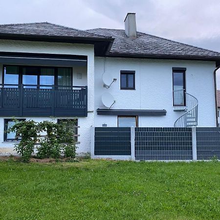 Wohnhaus City Sued Herzogsdorf Экстерьер фото