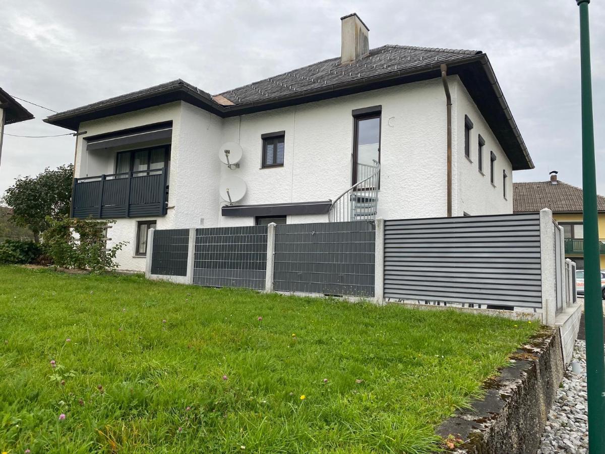 Wohnhaus City Sued Herzogsdorf Экстерьер фото