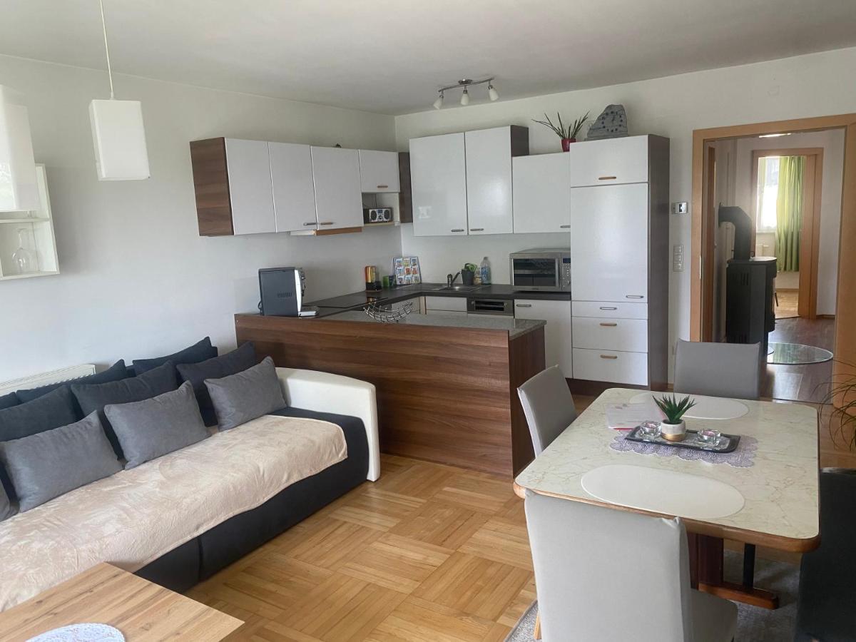 Wohnhaus City Sued Herzogsdorf Экстерьер фото